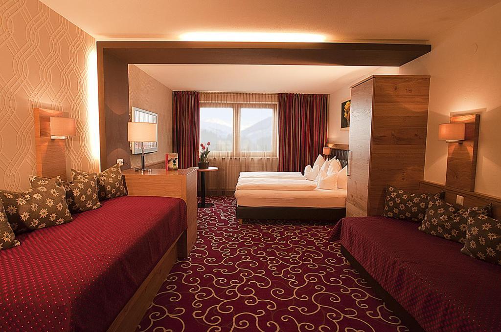 Hotel Rettenberg Kolsass Room photo